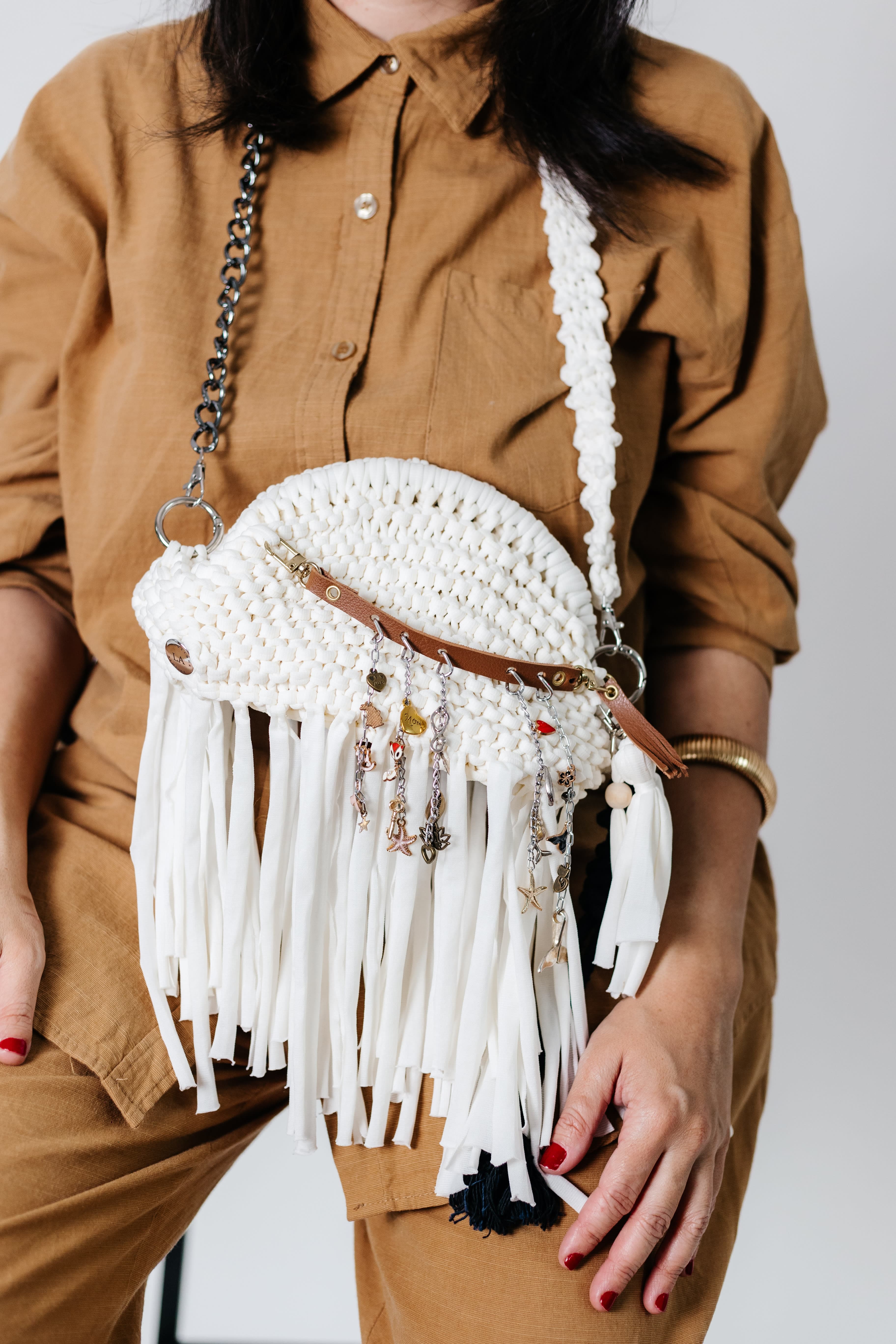 Clutch Branca da Paz